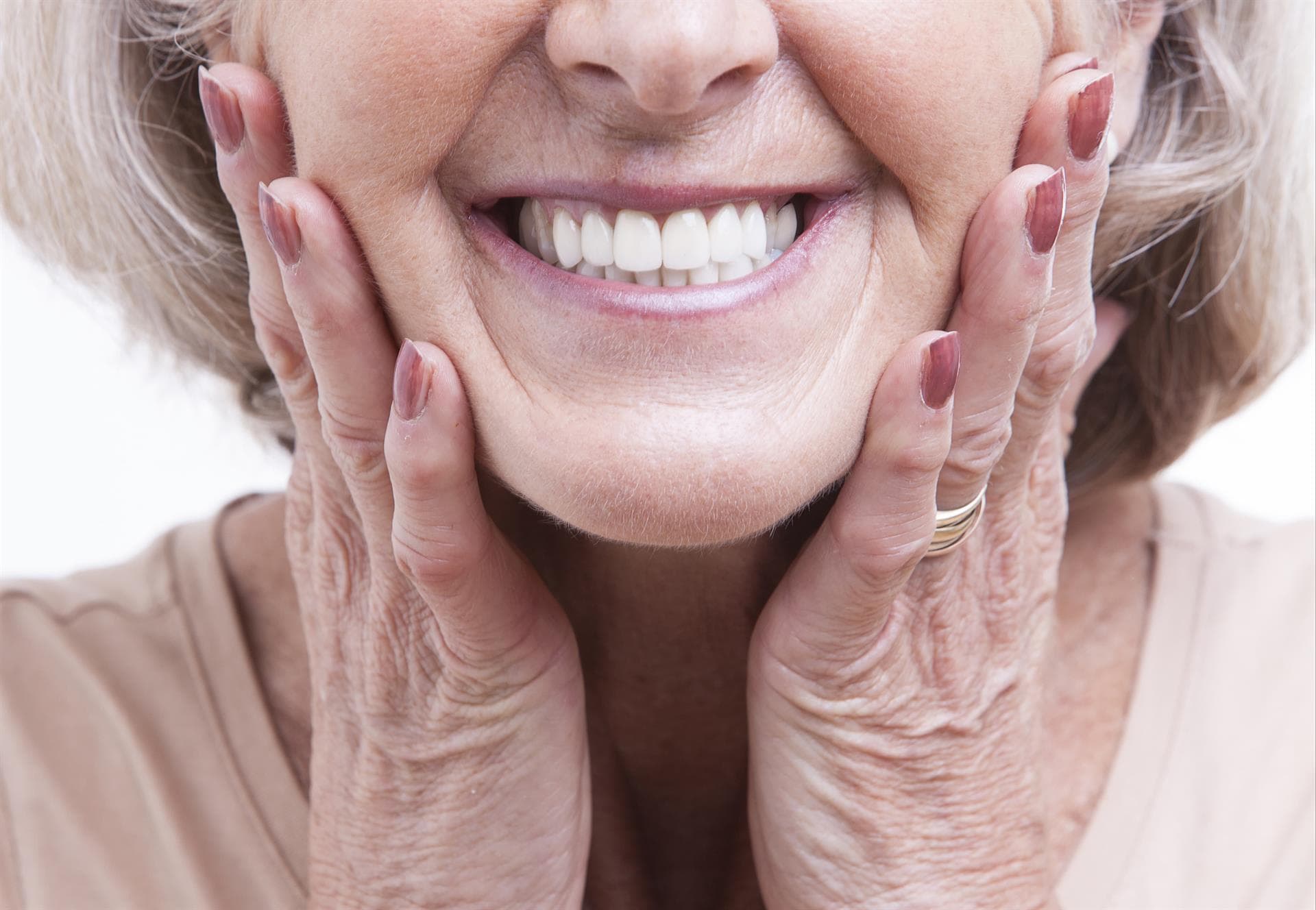 Dra. Patricia Hermo - Implantes dentales
