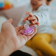 ¿Cuándo sacar el chupete a nuestros niños?